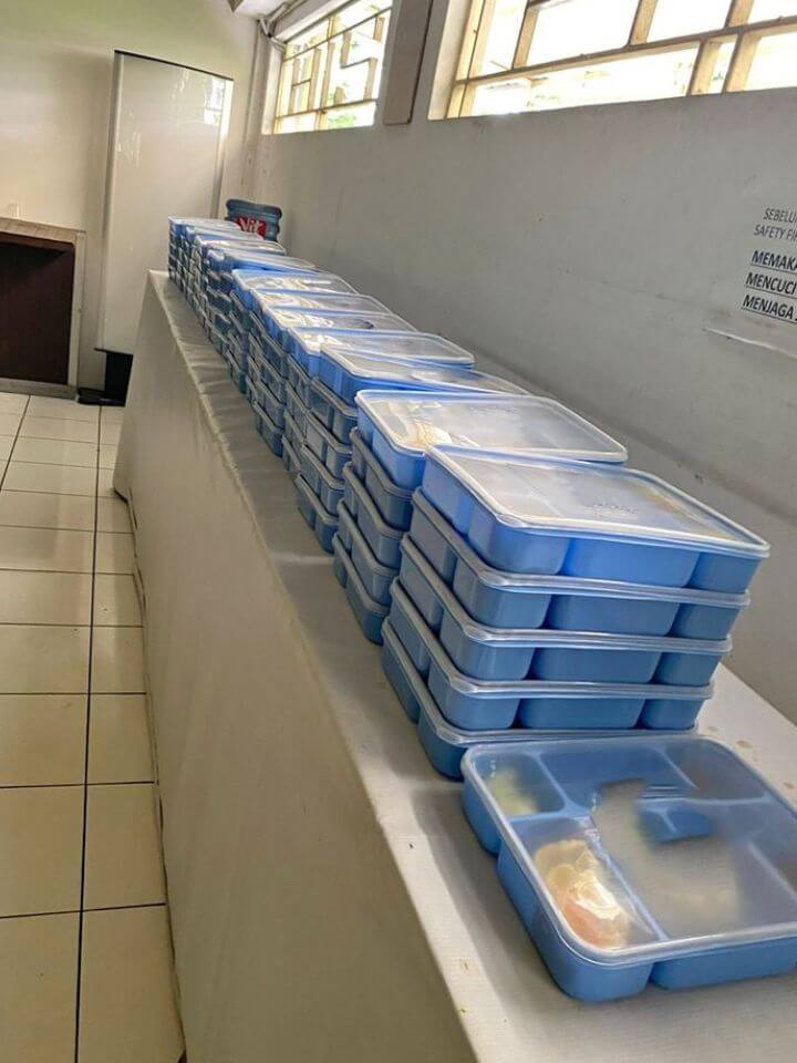 (082226001128) UTRIE Snack Catering Katering Nasi Kotak di Solo Surakarta, menerima pesanan snack kotak atau snack box Daily Catering atau catering hariran untuk Perusahaan Karyawan kantor pabrik